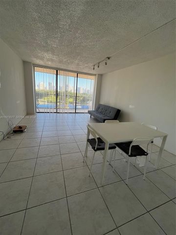 20301 W Country Club Dr 625, Aventura, FL 33180