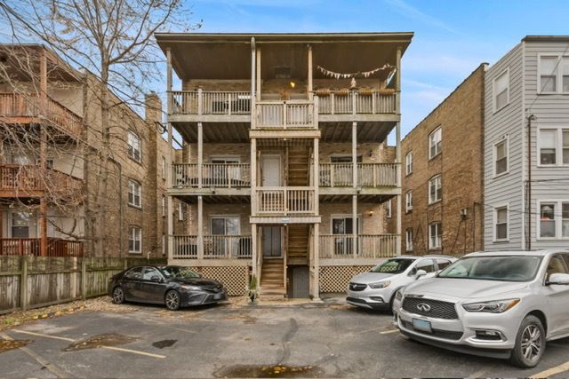 1628 W Juneway Terrace 2W, Chicago, IL 60626