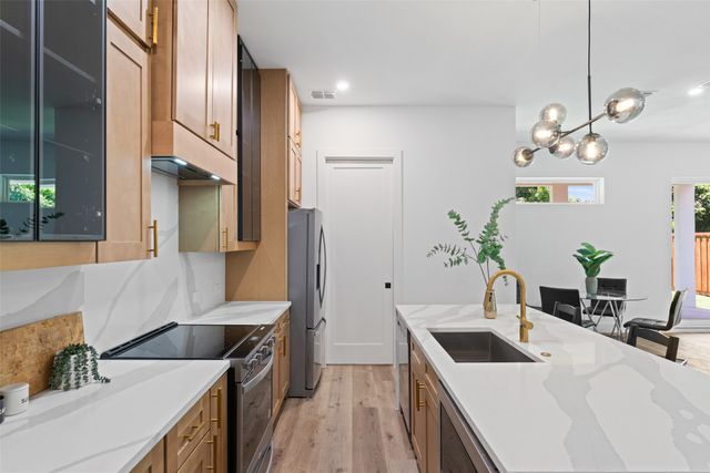 2826 Rochester Street, Dallas, TX 75215