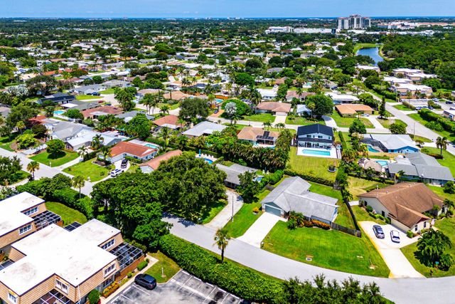 11592 Ficus Street, Palm Beach Gardens, FL 33410