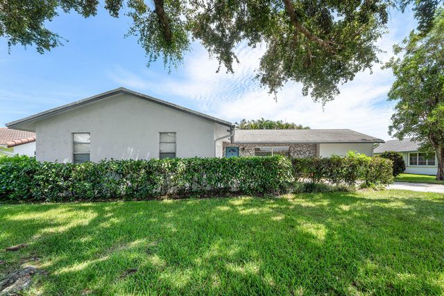 11592 Ficus Street, Palm Beach Gardens, FL 33410
