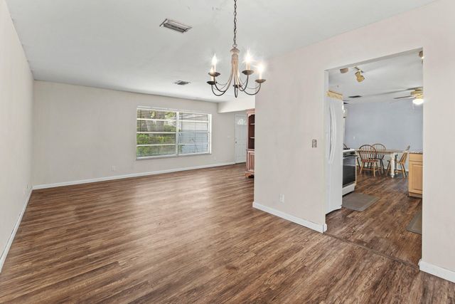 11592 Ficus Street, Palm Beach Gardens, FL 33410