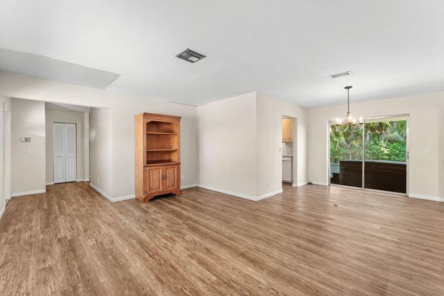 11592 Ficus Street, Palm Beach Gardens, FL 33410