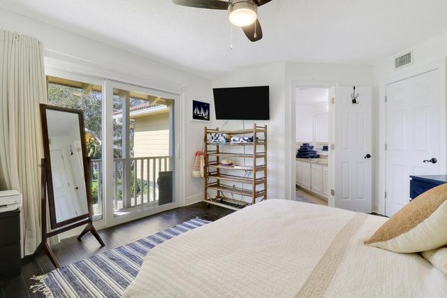 293 Seabreeze Circle, Jupiter, FL 33477