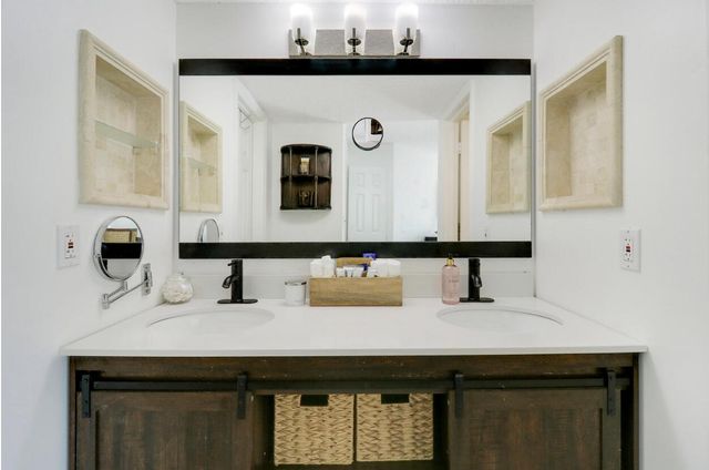 293 Seabreeze Circle, Jupiter, FL 33477