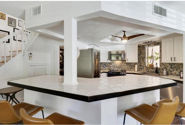 293 Seabreeze Circle, Jupiter, FL 33477