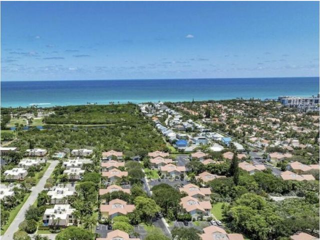 293 Seabreeze Circle, Jupiter, FL 33477