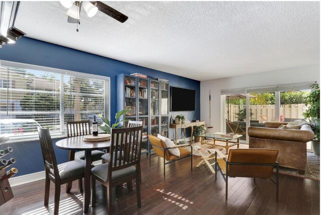 293 Seabreeze Circle, Jupiter, FL 33477