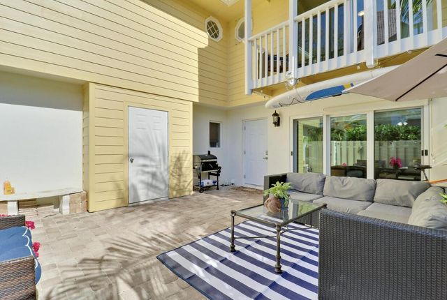 293 Seabreeze Circle, Jupiter, FL 33477