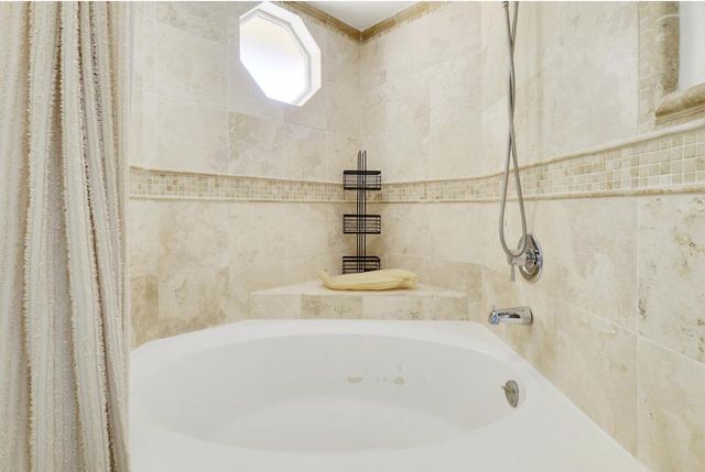 293 Seabreeze Circle, Jupiter, FL 33477