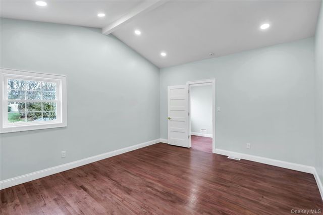 21 Fuller Street, Dix Hills, NY 11746