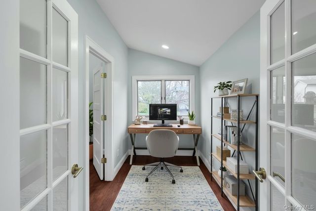 21 Fuller Street, Dix Hills, NY 11746