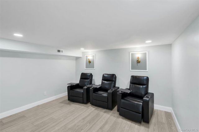 21 Fuller Street, Dix Hills, NY 11746