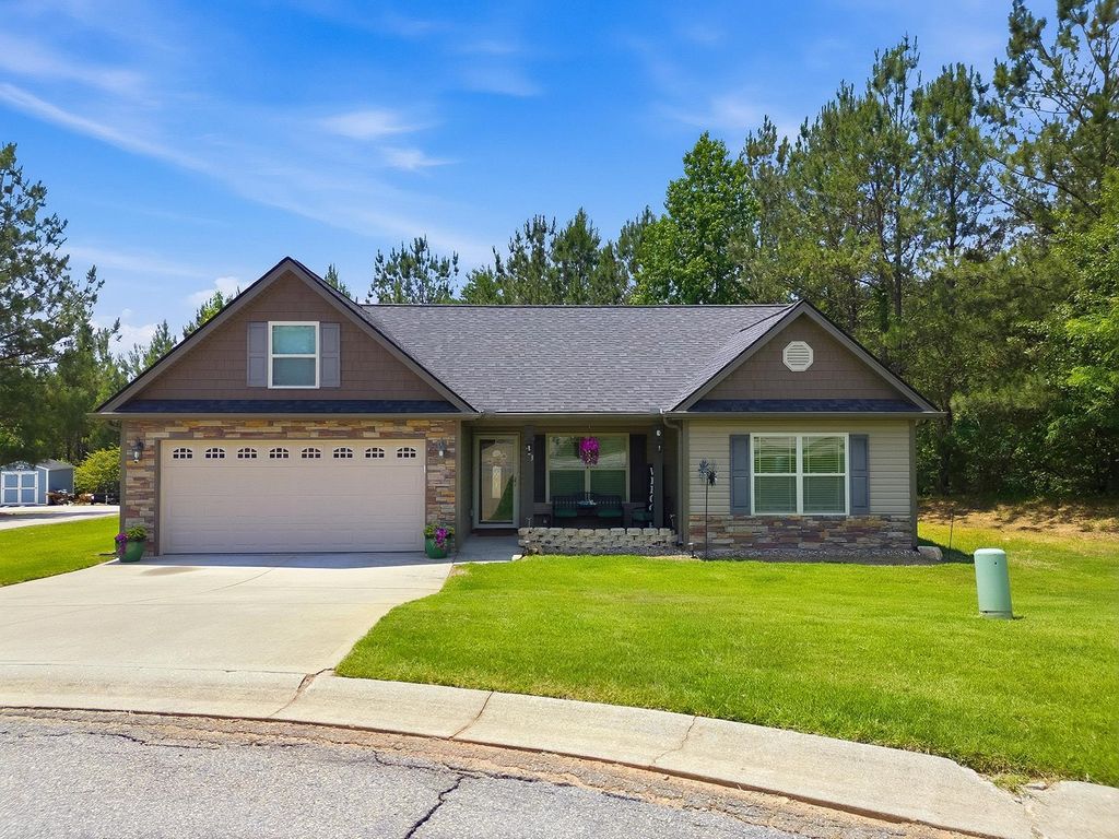 223 Reedy River Court, Roebuck, SC 29376