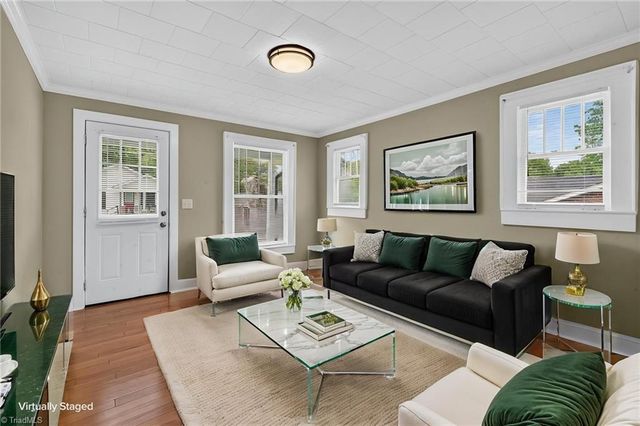 202 W Whitsett Street, Graham, NC 27253