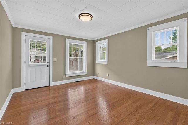 202 W Whitsett Street, Graham, NC 27253