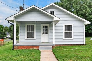 202 W Whitsett Street, Graham, NC 27253