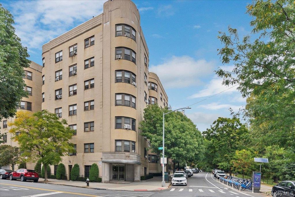 190 East Mosholu parkway South 6H, Bronx, NY 10458