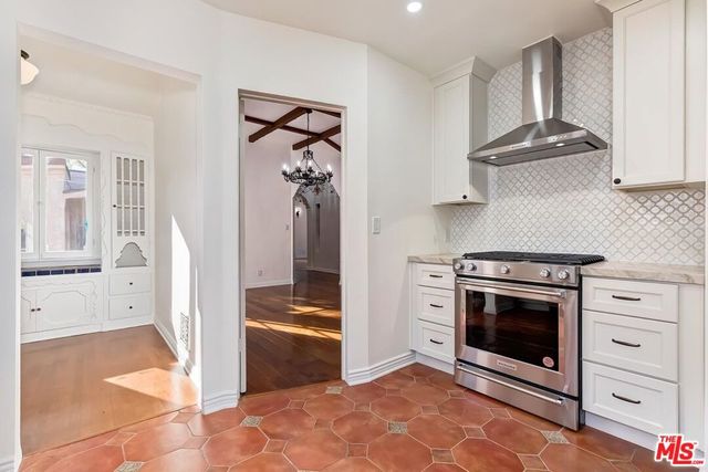 144 S La Peer Drive, Beverly Hills, CA 90211