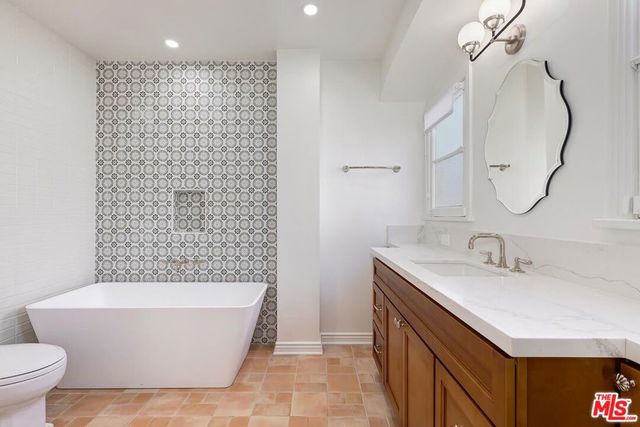 144 S La Peer Drive, Beverly Hills, CA 90211