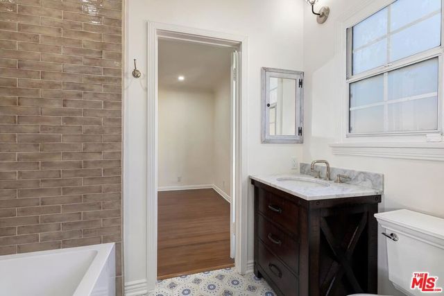 144 S La Peer Drive, Beverly Hills, CA 90211