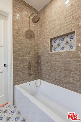 144 S La Peer Drive, Beverly Hills, CA 90211