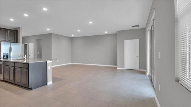 5427 FLINT HILLS DRIVE, Wimauma, FL 33598