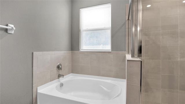 5427 FLINT HILLS DRIVE, Wimauma, FL 33598