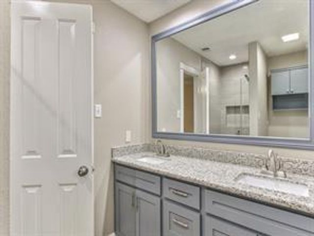 13727 Overbrook Lane, Houston, TX 77077