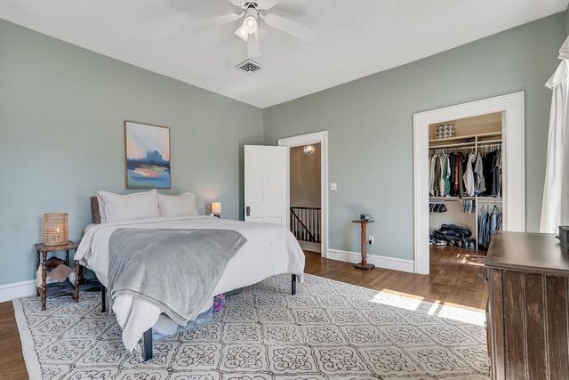 1003 King STREET, La Crosse, WI 54601