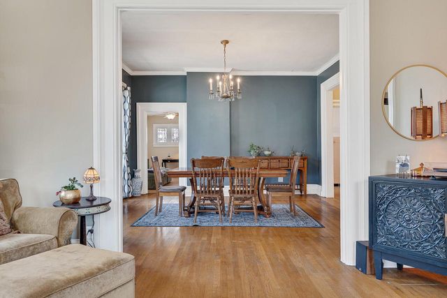 1003 King STREET, La Crosse, WI 54601