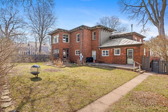 1003 King STREET, La Crosse, WI 54601