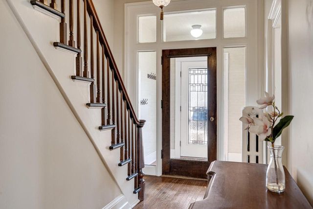 1003 King STREET, La Crosse, WI 54601