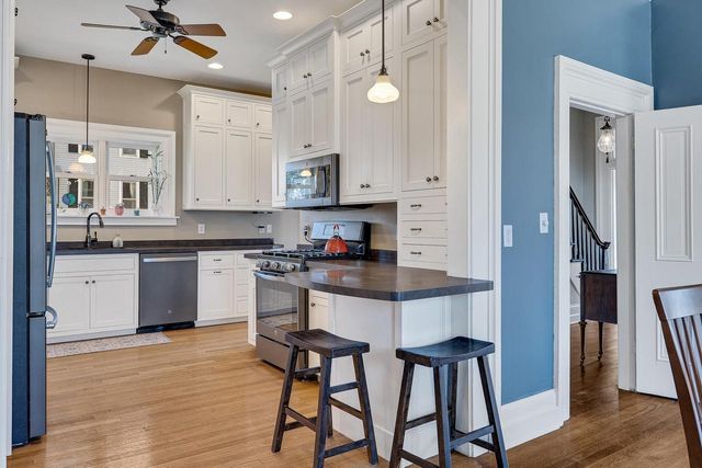 1003 King STREET, La Crosse, WI 54601