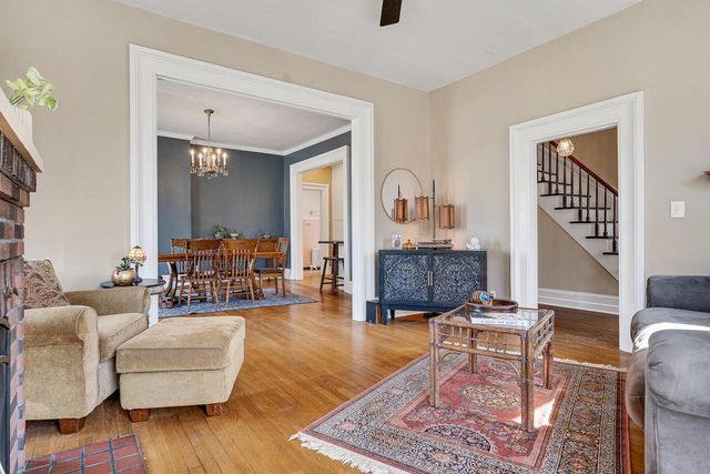 1003 King STREET, La Crosse, WI 54601