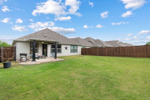 3112 Kingsgarden Road, Denton, TX 76207
