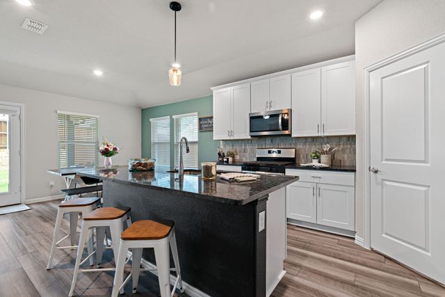 3112 Kingsgarden Road, Denton, TX 76207