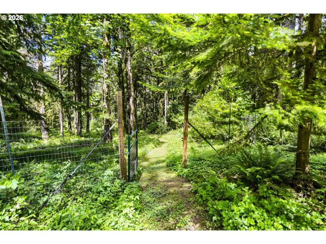 39105 Se GORDON CREEK Rd, Corbett, OR 97019