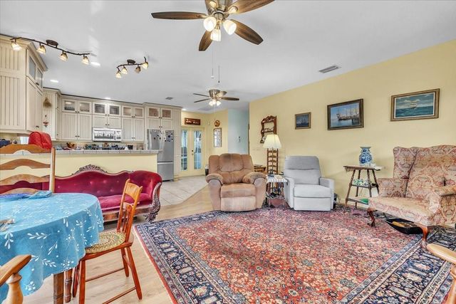 141 SUMMERSET DRIVE, Punta Gorda, FL 33982