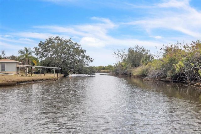 141 SUMMERSET DRIVE, Punta Gorda, FL 33982