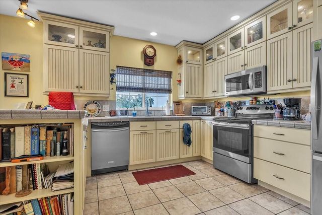 141 SUMMERSET DRIVE, Punta Gorda, FL 33982