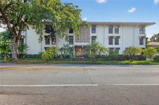 1600 S Le Jeune Rd 1, Coral Gables, FL 33134