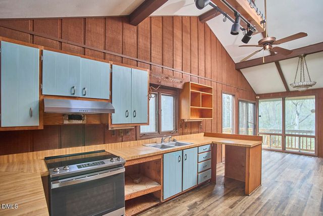 2714 New Hope Church Road, Chapel Hill, NC 27514