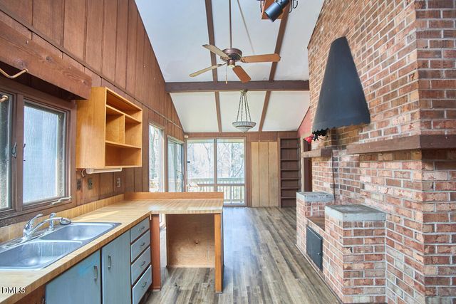 2714 New Hope Church Road, Chapel Hill, NC 27514