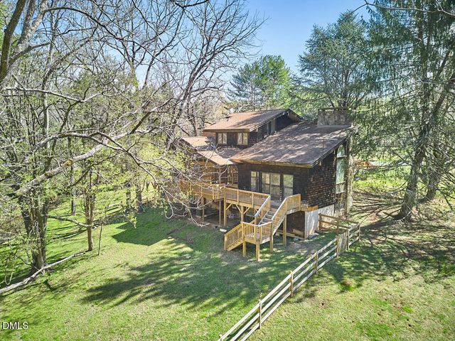 2714 New Hope Church Road, Chapel Hill, NC 27514