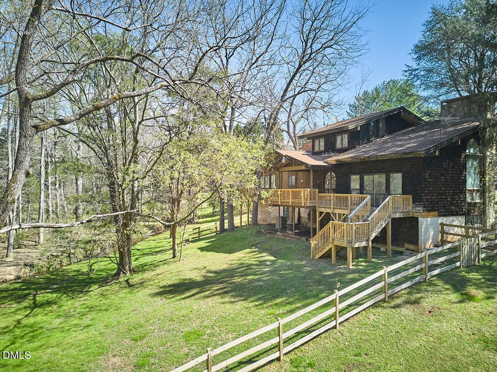 2714 New Hope Church Road, Chapel Hill, NC 27514