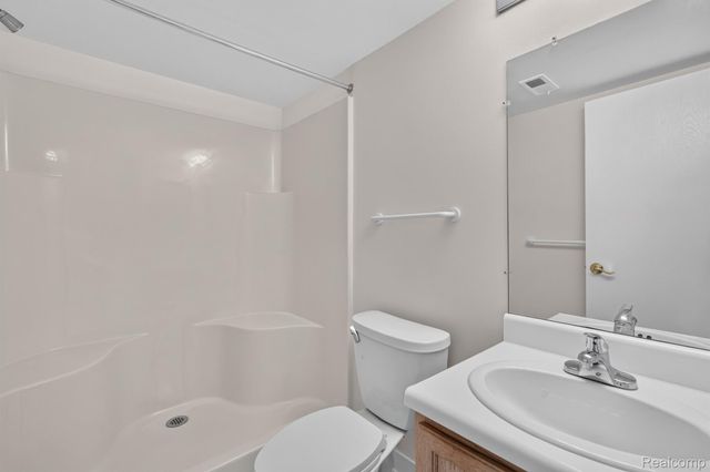 1127 South Lake Drive 117, Novi, MI 48377