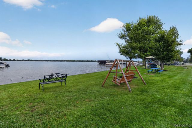 1127 South Lake Drive 117, Novi, MI 48377