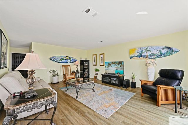 3808 Vista Campana S 11, Oceanside, CA 92057