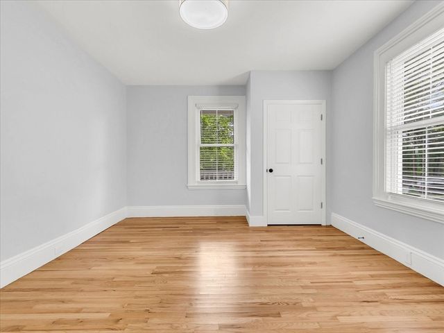 186 Main St, Wayland, MA 01778